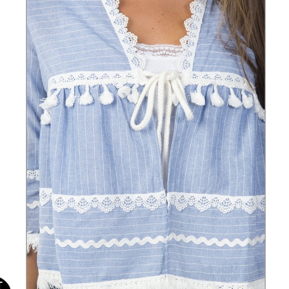 Blue & White Lace Trim and Tassel Tie Kimono🇺🇸 - Picture 2 of 3